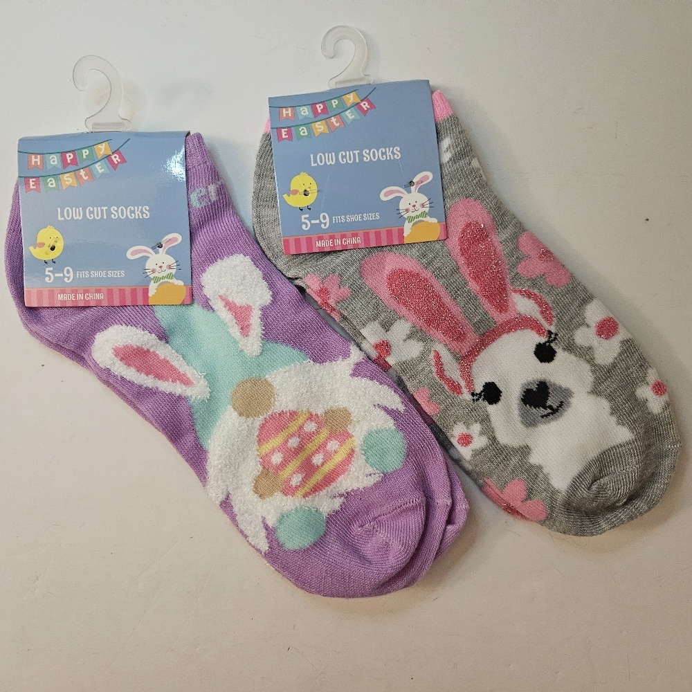 2 Pair Soft Socks EASTER